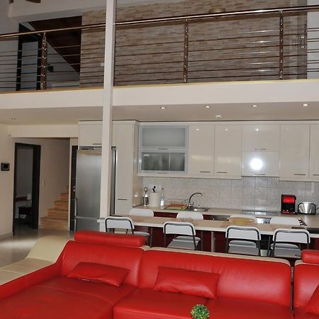 Villa Poulades Gouvia Ngoại thất bức ảnh