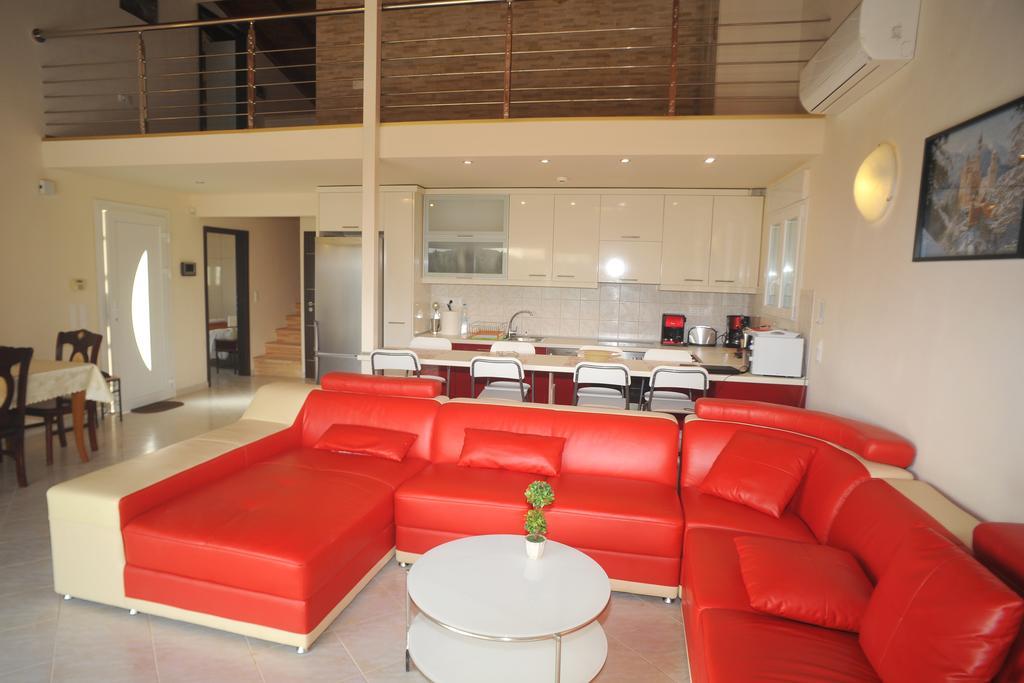 Villa Poulades Gouvia Phòng bức ảnh