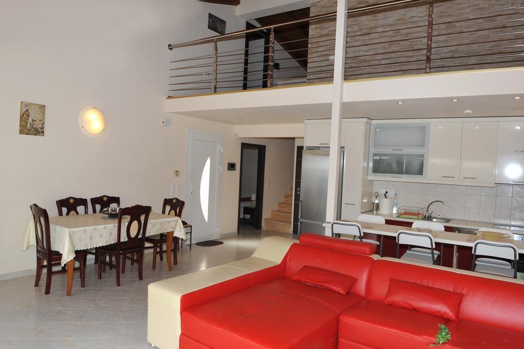 Villa Poulades Gouvia Phòng bức ảnh