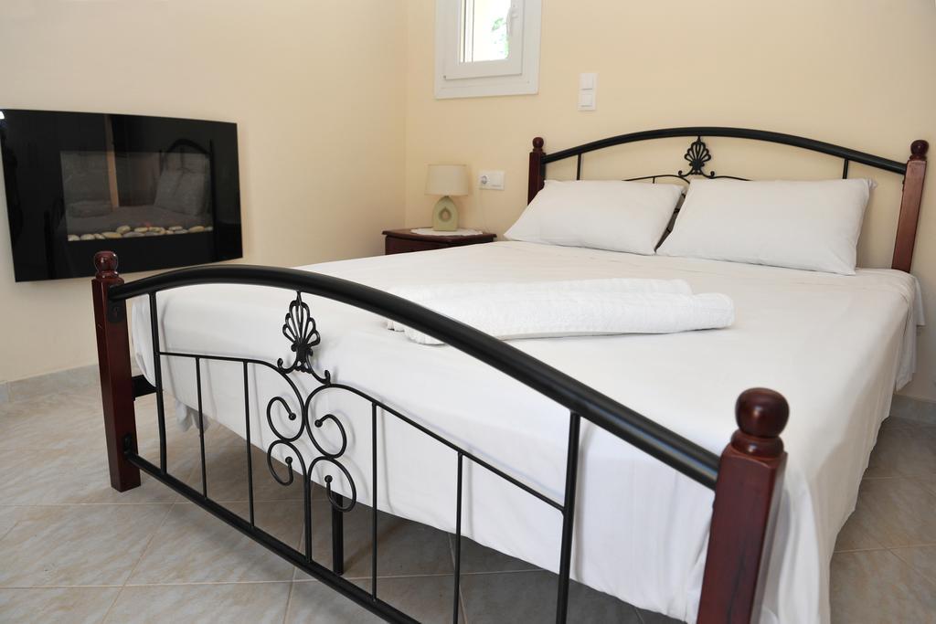 Villa Poulades Gouvia Phòng bức ảnh